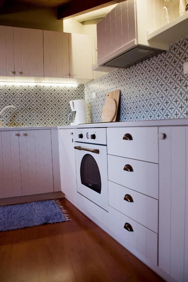 Appartement Country Style Attic In The Heart Of Prévéza Extérieur photo